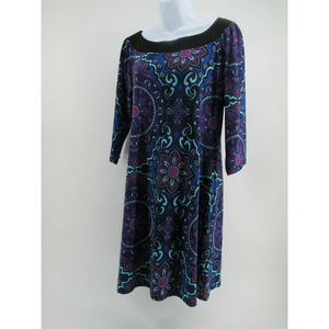 Tiana B Women's MED Multi-Color 3/4 Sleeves Stretch Shift Dress Purple paisley